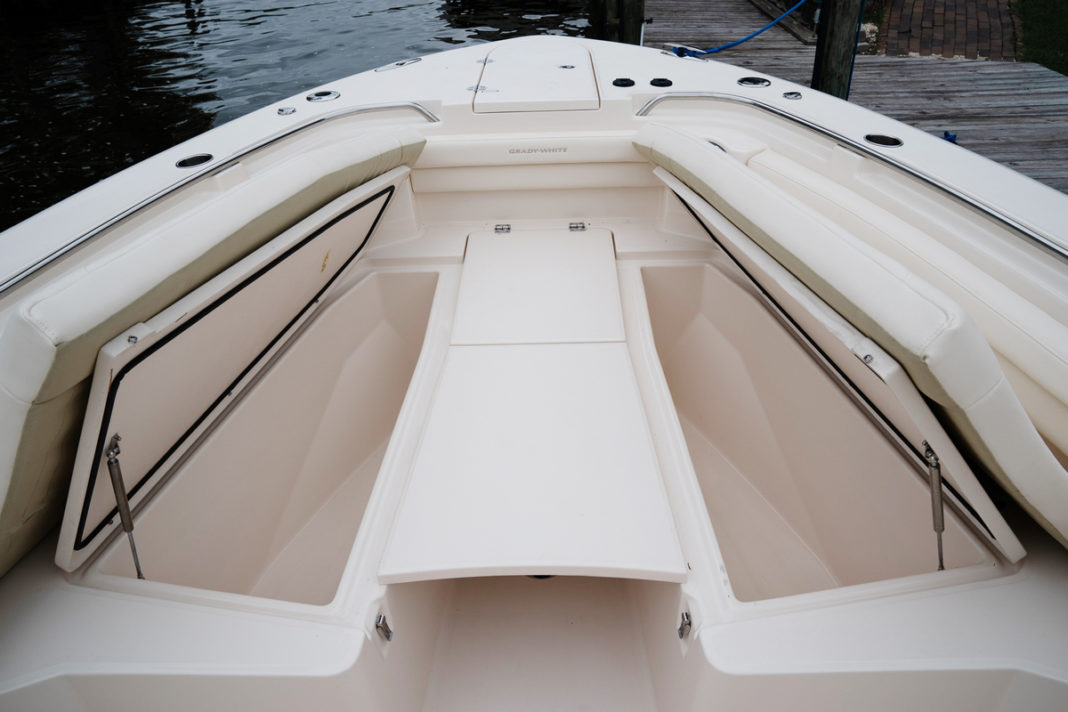 grady-white-redesigns-canyon-336-center-console-boat-center-console-life-magazine